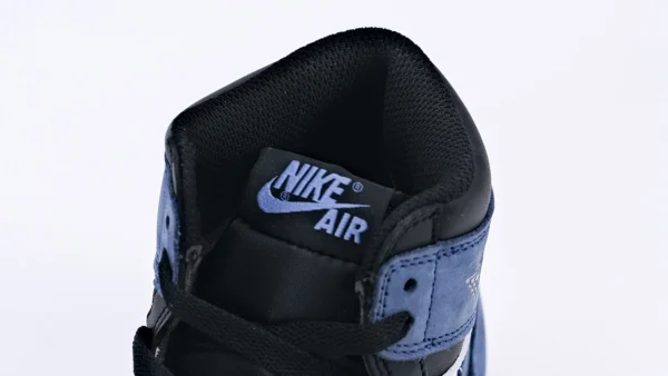 Air Jordan 1 Retro Blue Moon 7webp8