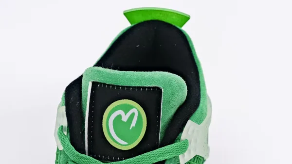 Air Jordan 4 PE Wahlburgers11webp149