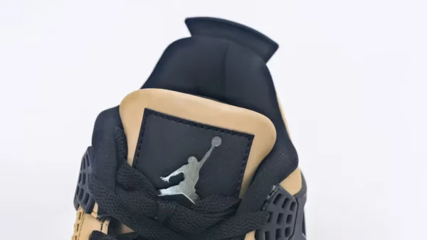 Air Jordan 4 Retro Fossil3webp161