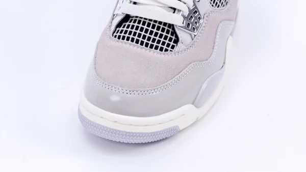 Air Jordan 4 Retro Frozen Moment1webp1