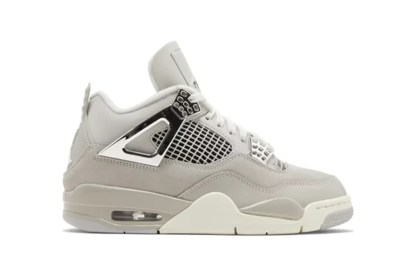 The Reps Air Jordan 4 Retro 'Frozen Moments', 1:1 top quality reps shoes. Material and shoe type are 100% accurate.