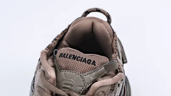 Balenciaga Runner Brown graffiti Replica10