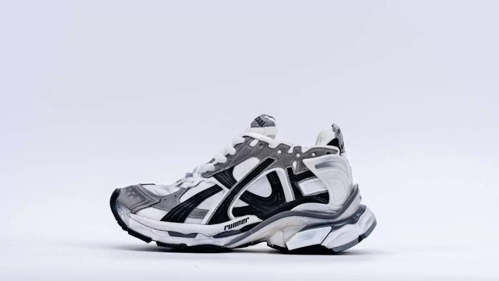 Balenciaga Runner Nylon Grey 2webp23 1024x577 1