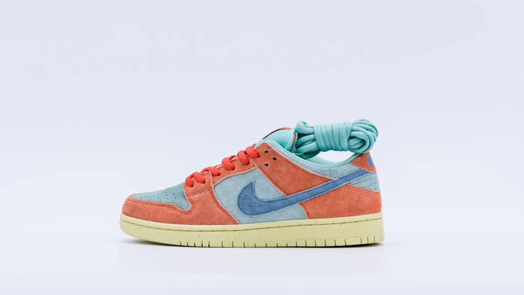 Dunk Low SB 'Orange Emerald Rise' Reps Website