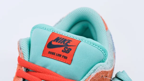 NK SB Dunk Low 22Orange Emerald Rise224webp238