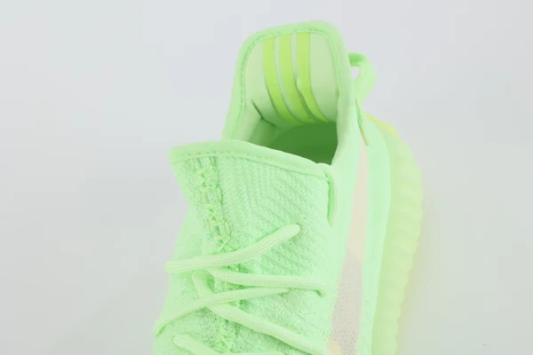 Yeezy Boost 350 V2 GID Glow Replica2