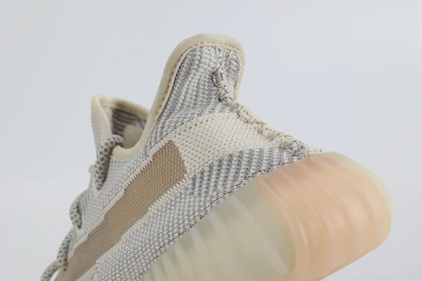 Yeezy Boost 350 V2 Lundmark Non Reflective Replica9