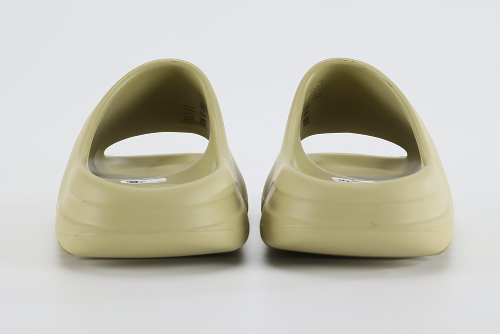 Yeezy Slides 'Resin' Replica