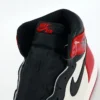 air jordan 1 retro high og bg Bred Toe replica 3