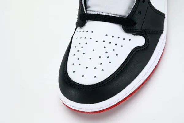 air jordan 1 retro high og blacktoe replica 3