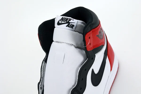 air jordan 1 retro high og blacktoe replica 4