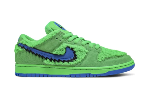 Grateful Dead x Dunk Low SB Green Bear REPS Sneaker