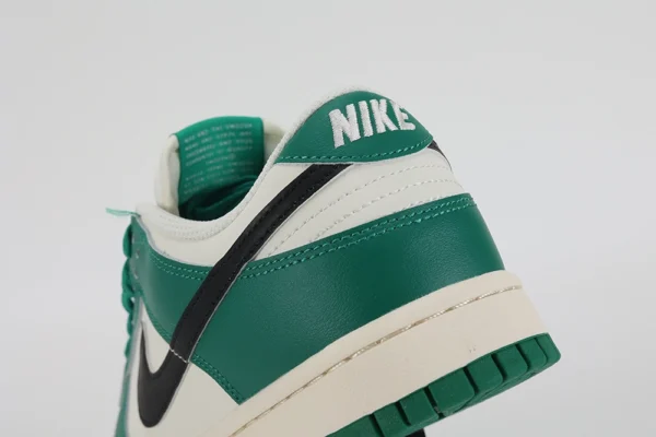 dunk low se lottery pack malachite replica 7 1