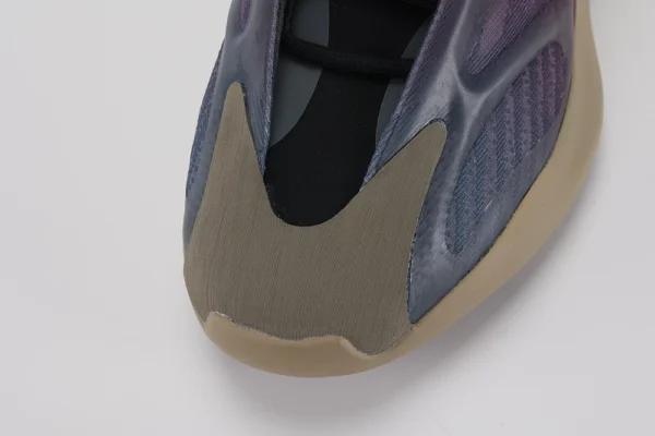 yeezy 700 v3 fade carbon replica 6