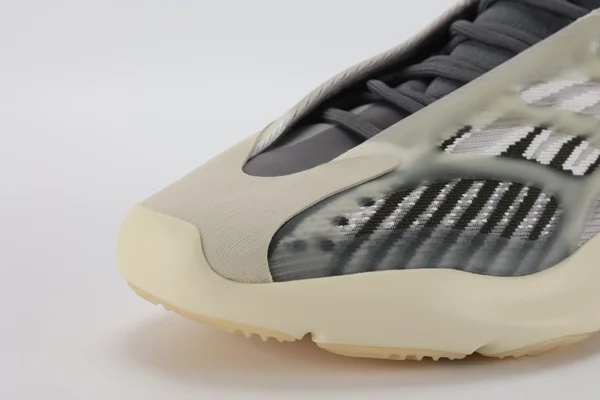 yeezy 700 v3 fade salt replica 4