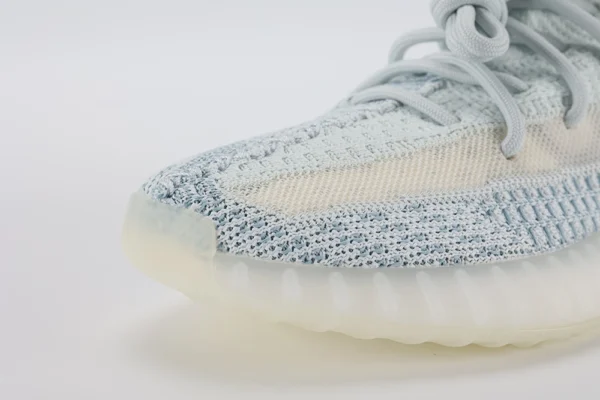 yeezy boost 350 v2 cloud white non reflective replica 4