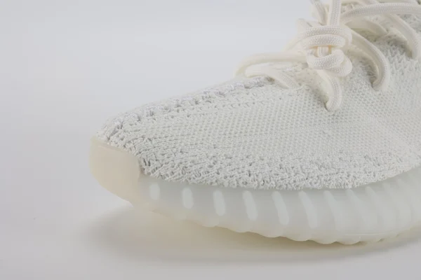 yeezy boost 350 v2 cream white triple white replica 4