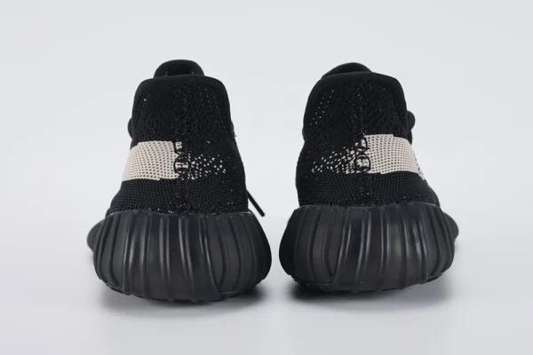 yeezy boost 350 v2 oreo replica 8