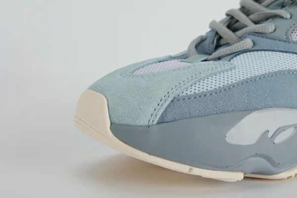 yeezy boost 700 Inertia replica 13