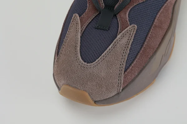 yeezy boost 700 mauve replica 4webp336