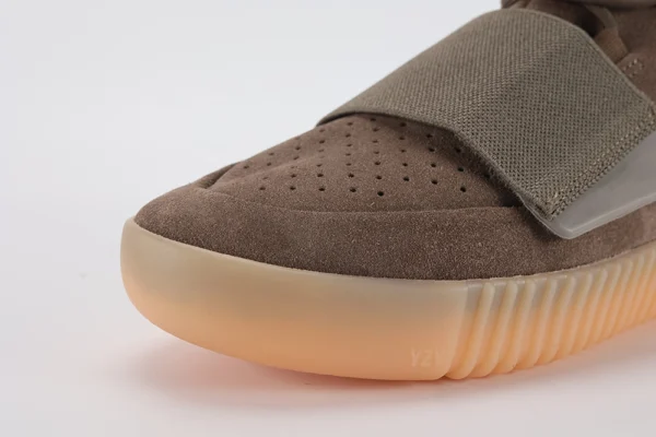 yeezy boost 750 chocolate replica 4