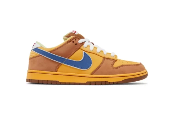 Dunk Low SB Premium Newcastle Brown Ale Replica 800x534 1